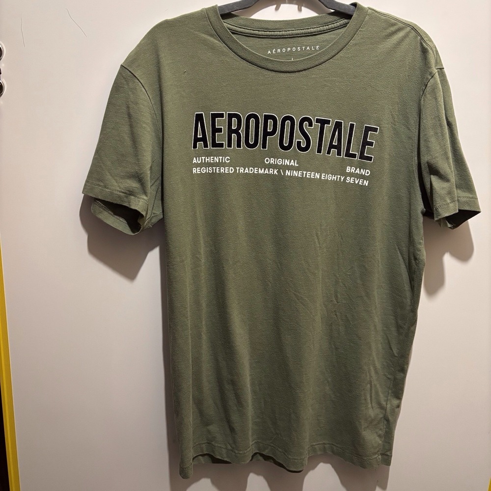 Aeropostale T‎ Shirt Size L 40"x 28"